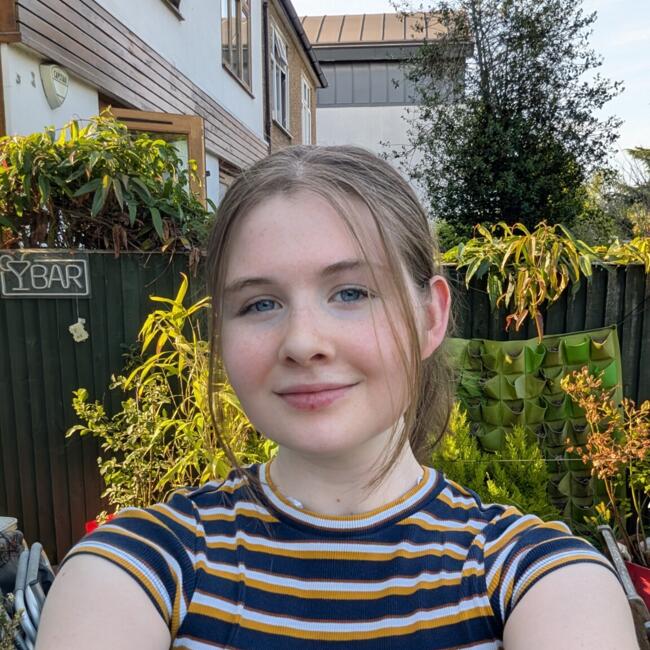 Babysitter in London: Krystal