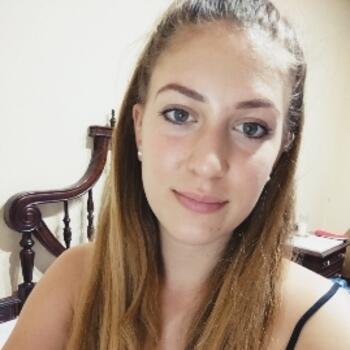 Babysitter in Budapest: Kamilla