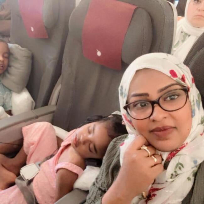وظيفة جليسة أطفال في القاهرة الجديدة: Arwa