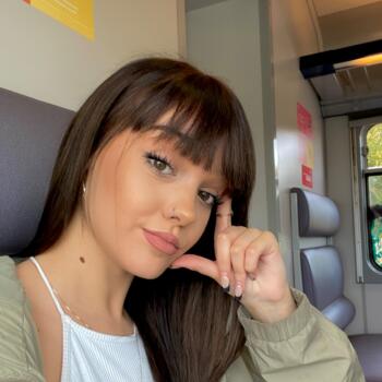 Babysitter in Bergen: Louise