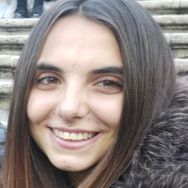 Babysitter in Rome: Francesca