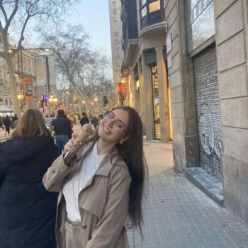 Babysitter Saint-Georges-sur-Meuse: Noemie