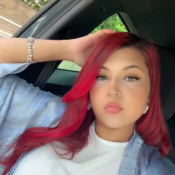 布拉德福德的臨時保母工作: 臨時保母工作 Natasha