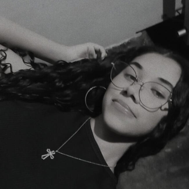 Babysitter in São Gonçalo (São Gonçalo): Camile