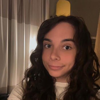 Babysitter in Bois-Guillaume: Emma