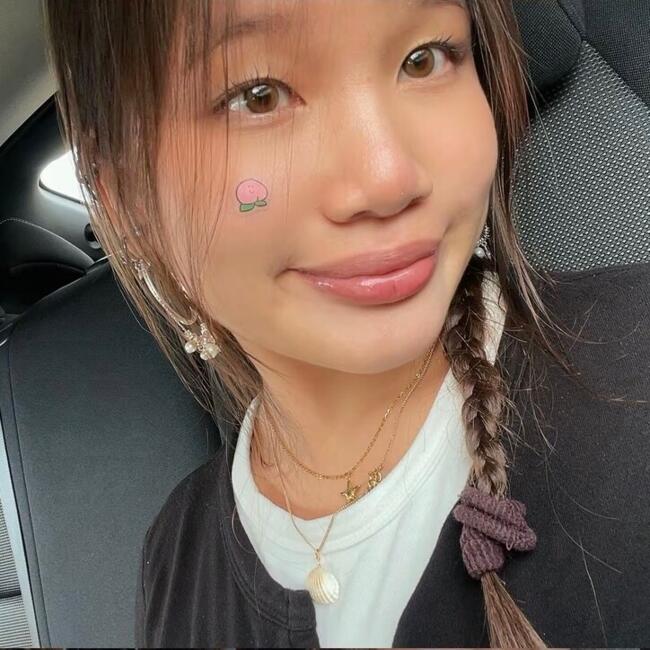 Babysitter in Singapore: Rachel