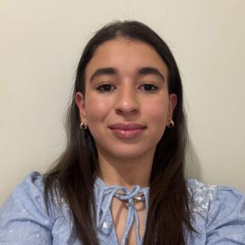 Babysitter in Toulouse: Yasmine