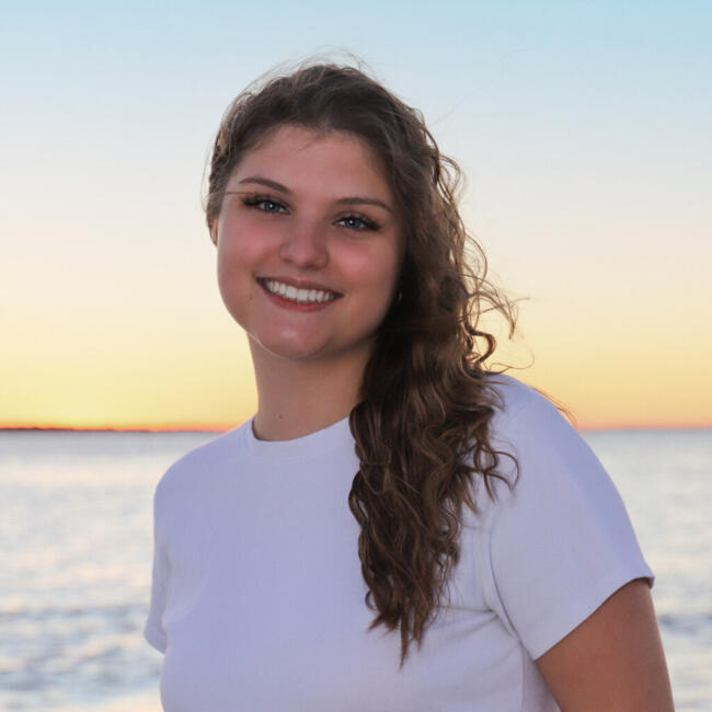 Babysitter in Charleston: Lacey