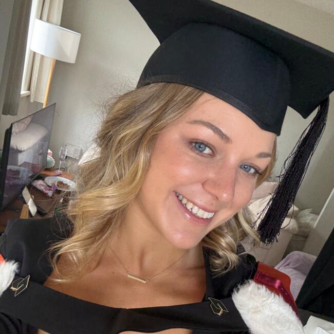 Babysitter in Wellington: Georgia