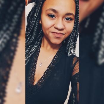 Niñera La Louvière: Eve