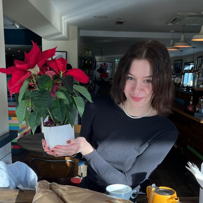 Babysitter in London: Yana