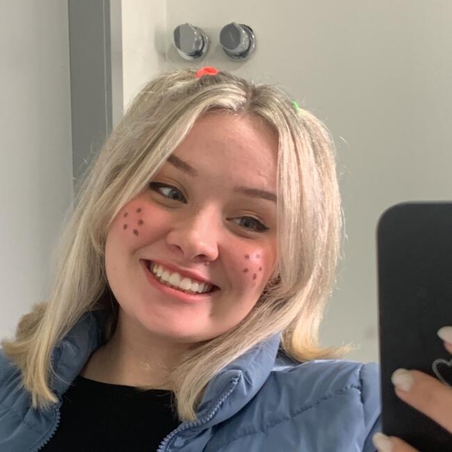 Babysitter in Joinville: Nickolly