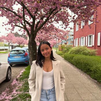 Babysitter in Bielefeld: Camila