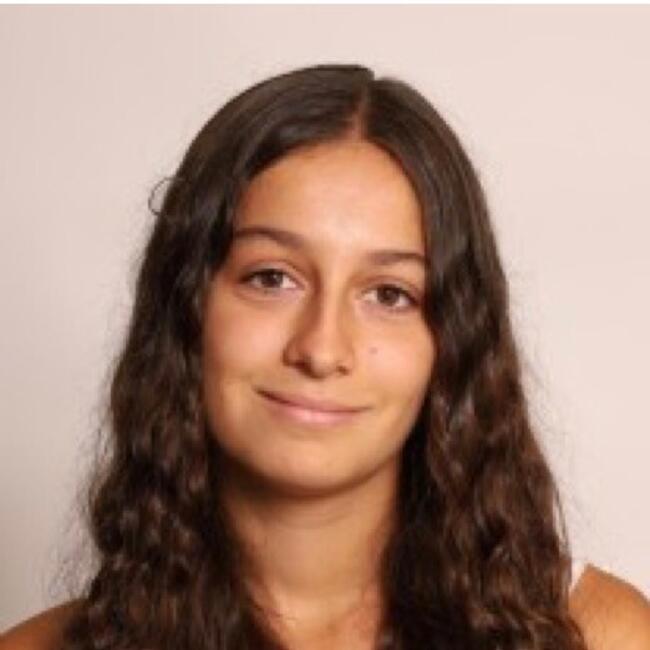 Babysitter in Cagnes-sur-Mer: Marilou