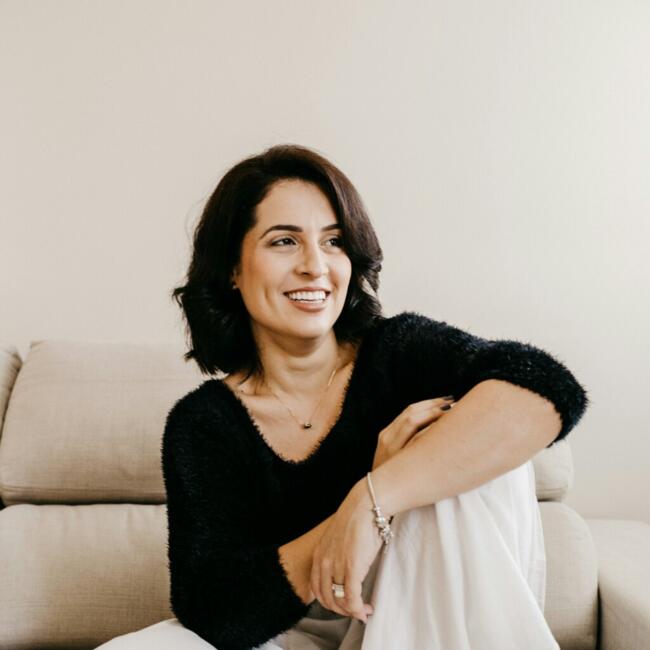 Mātigara में आया: Mary