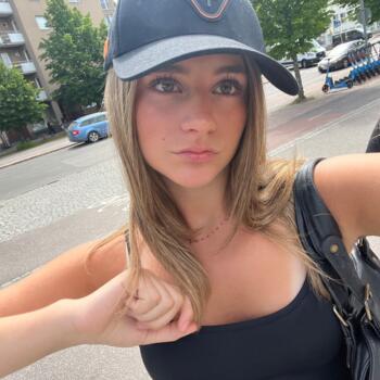 Babysitter in Tours: Irene