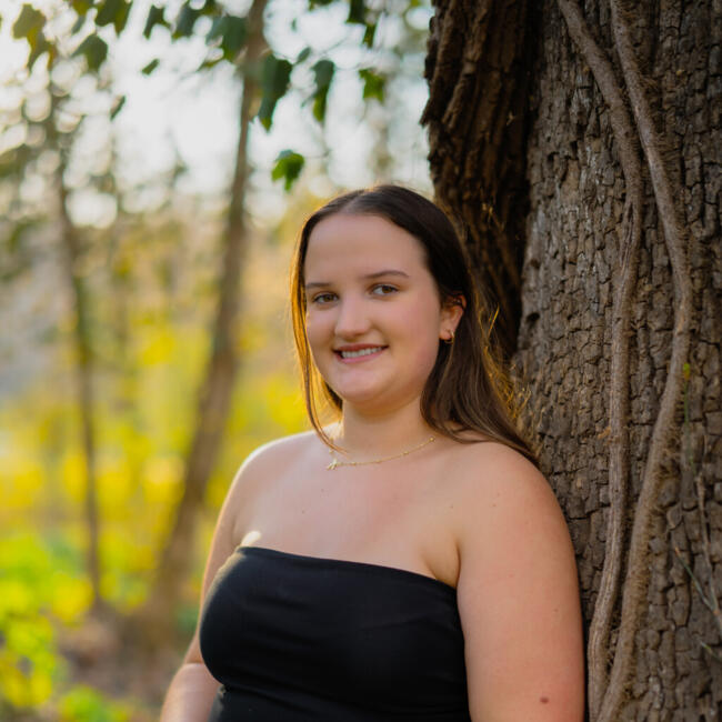 Babysitter in Hollister (Missouri): Jaylee
