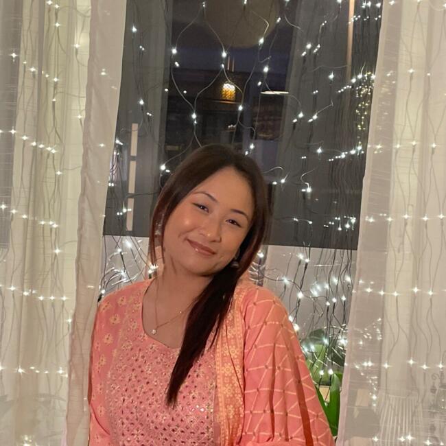 Babysitter in Antwerp: Karma Dolma