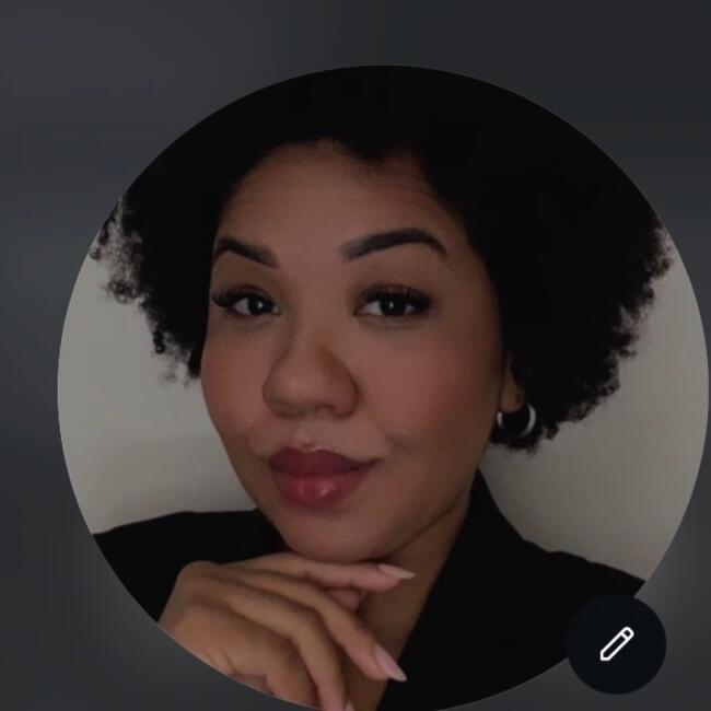 Babysitting job in Rio de Janeiro: Hellen costa