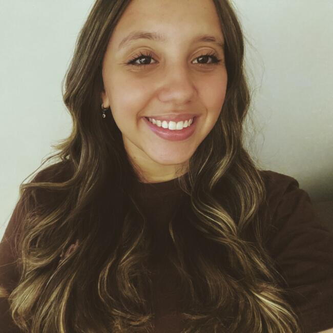 Babysitter in Serra: Luiza