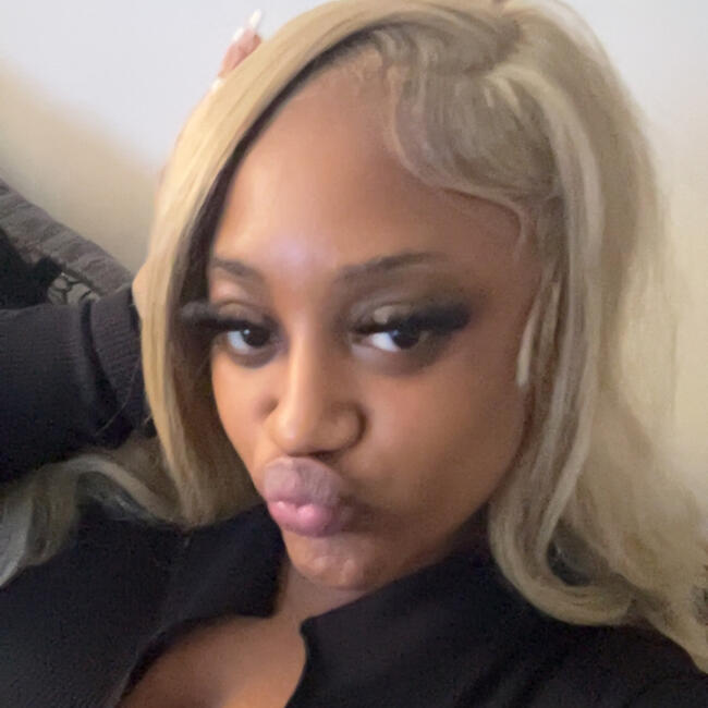 Babysitter in Stoke-on-Trent: Ana