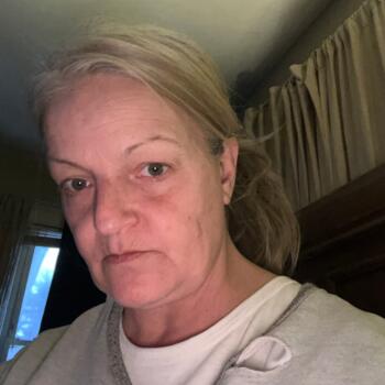 Babysitter in Waldwick: Claudia