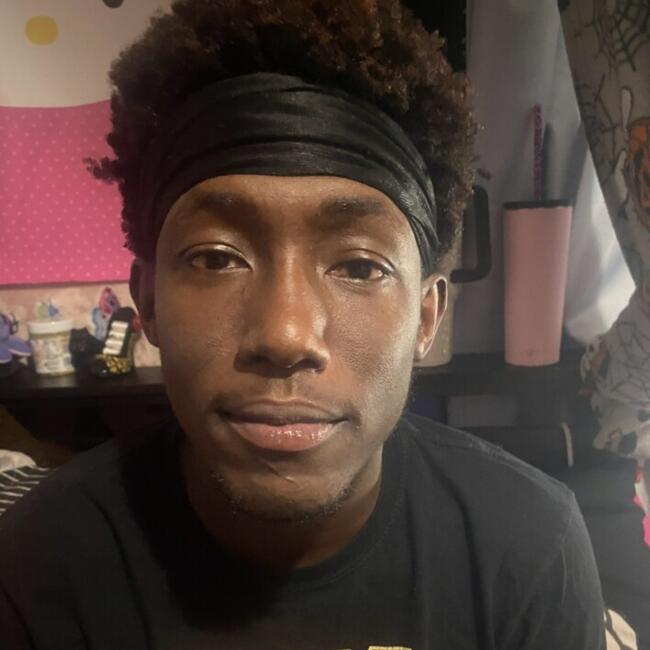 Babysitter in Halethorpe: Kamile