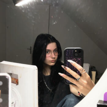 Nanny in Oława: Nina