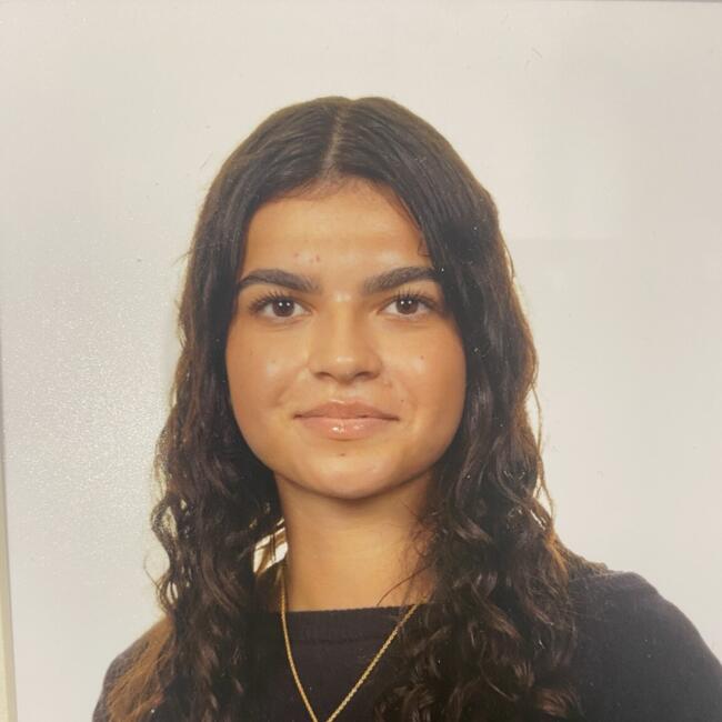 Babysitter in Edinburgh: Maia