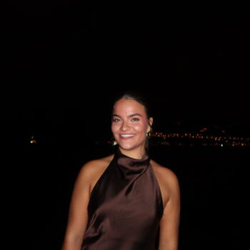 Babysitter in Cannes: Charlotte