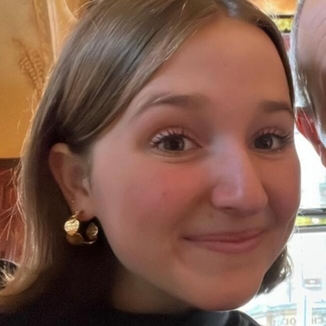 Babysitter in Vesoul: Cassandra