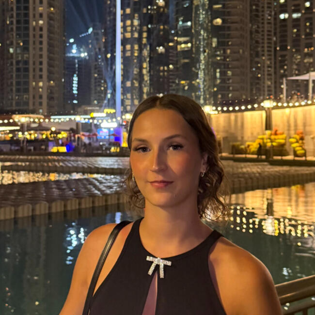 Babysitter in Amiens: Emma