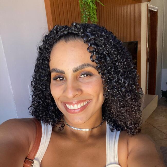 Babysitter in Lauro de Freitas: Camile