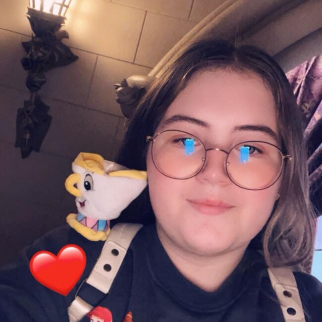 Babysitter in Tigeaux: Julie 