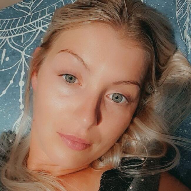 Babysitting job in Assevent: Alexandra