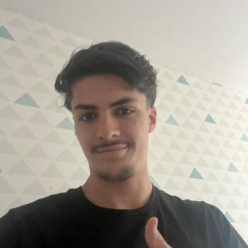 Babysitter in Bry-sur-Marne: Clarence