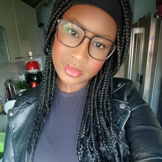 Babysitter in Épinay-sur-Seine: Mariam