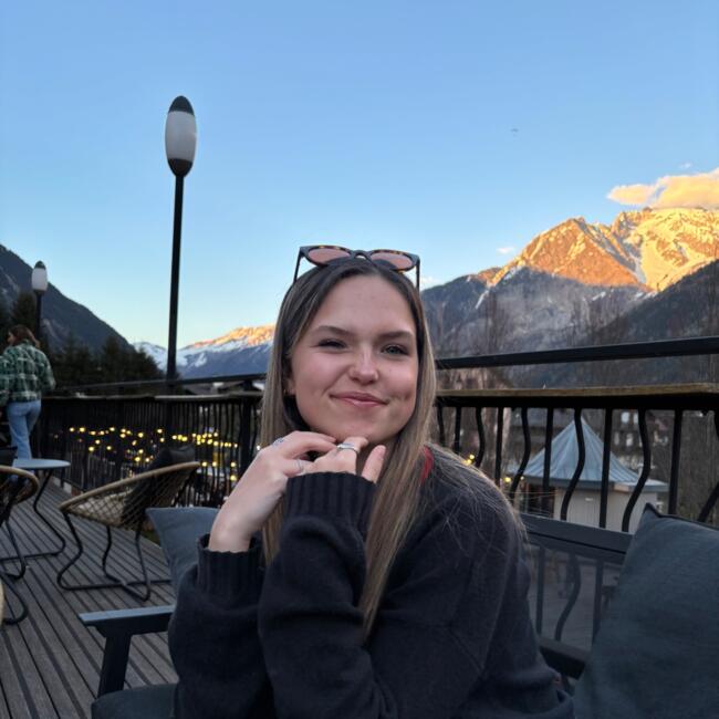 Baby-sitter in Montréal: Justine