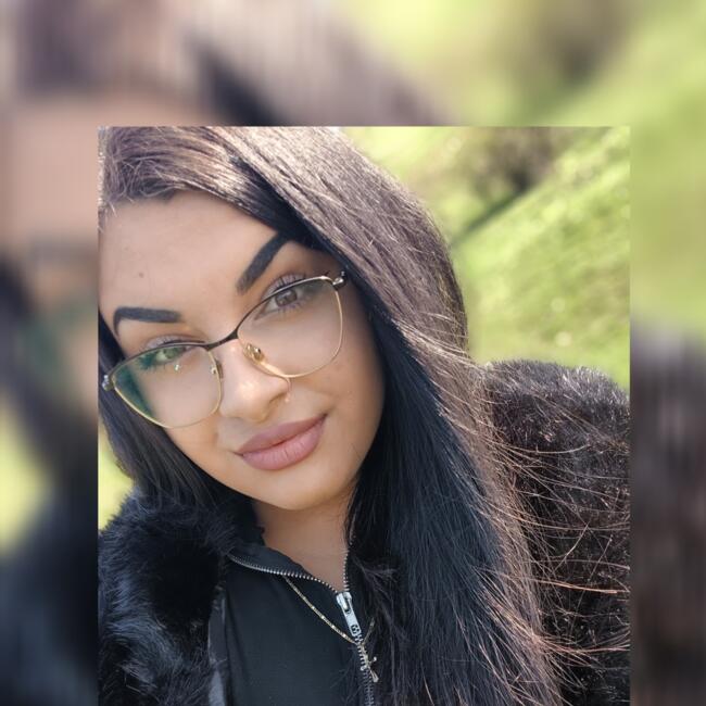 Babysitting job in Bârnova: Denisa