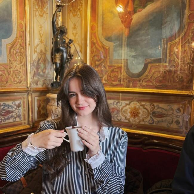 Babysitter in Edinburgh: Fiona