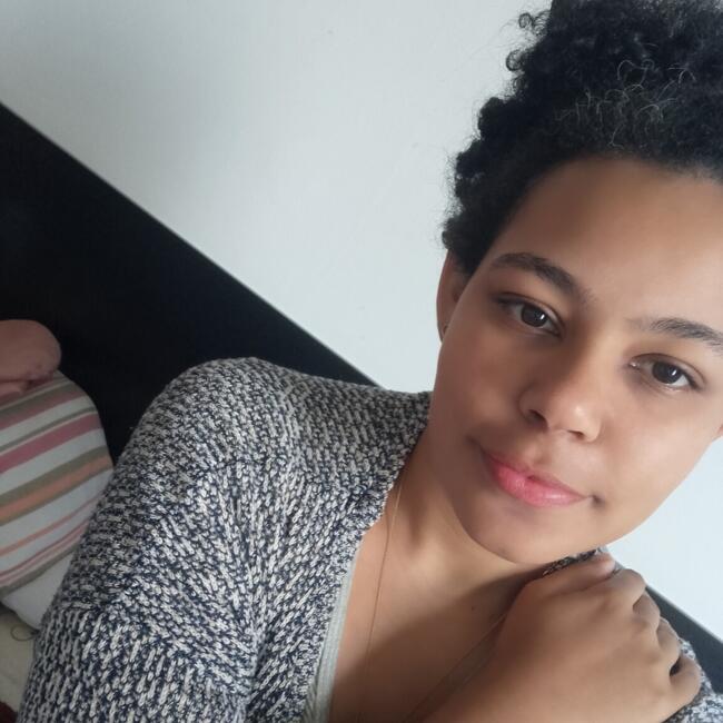 Babysitting job in São Paulo: Larissa