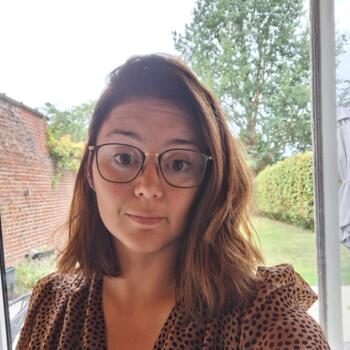 Babysitter Hooglede: Serina