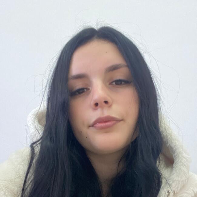 Babysitter in Botoșani: Amalia