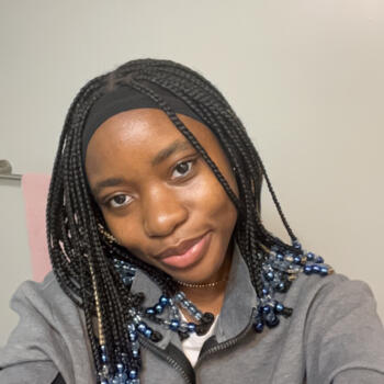 Baby-sitter in Winnipeg: Christabel