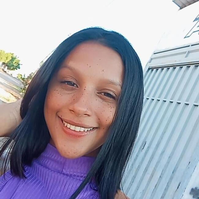 Babá em Sousa: Ana vivian