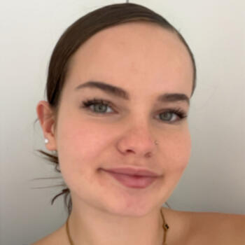 Babysitter in Vigneux-de-Bretagne: Tifanie