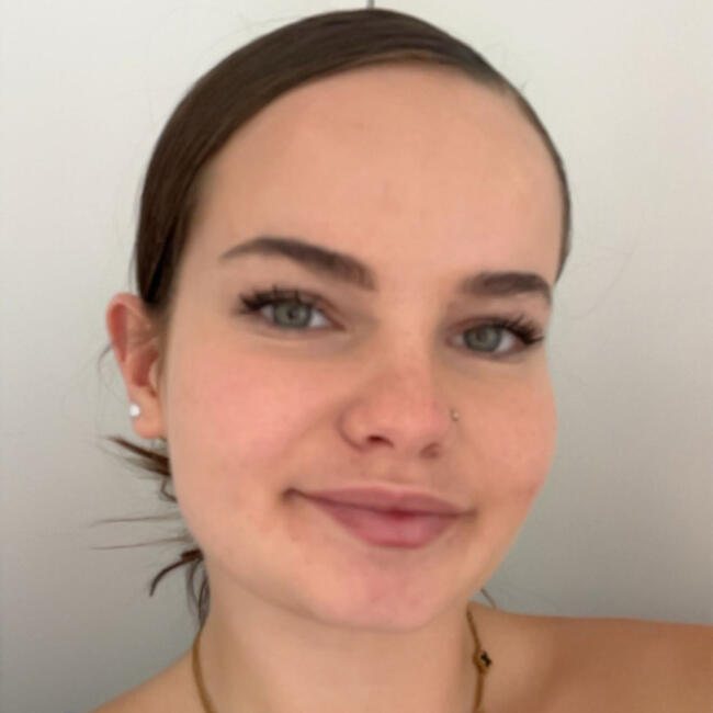 Babysitter in Vigneux-de-Bretagne: Tifanie