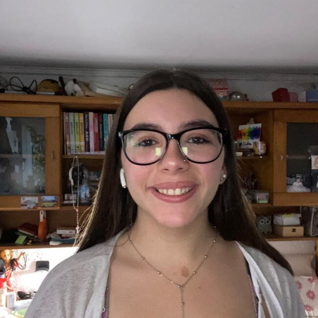 Babysitter in Pontinha: Isabela