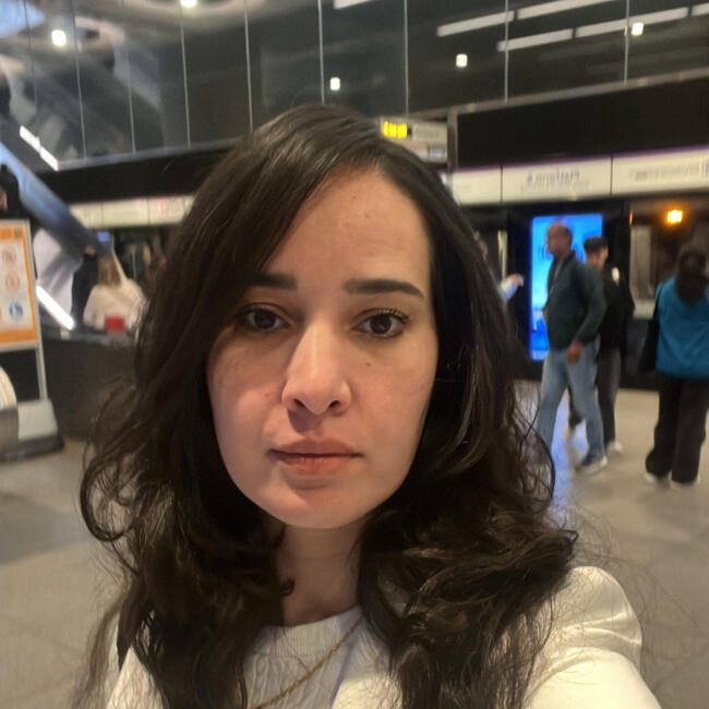 Babysitting job in Swindon: Abeer