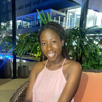 Babysitter em Odivelas: Gayanny